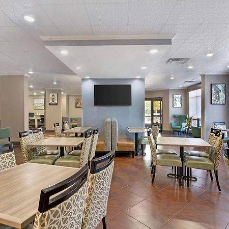 Best Western Savannah Airport Inn & Suites Pooler Exterior foto