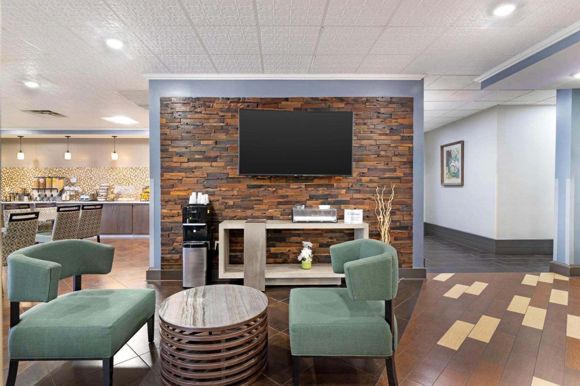 Best Western Savannah Airport Inn & Suites Pooler Exterior foto
