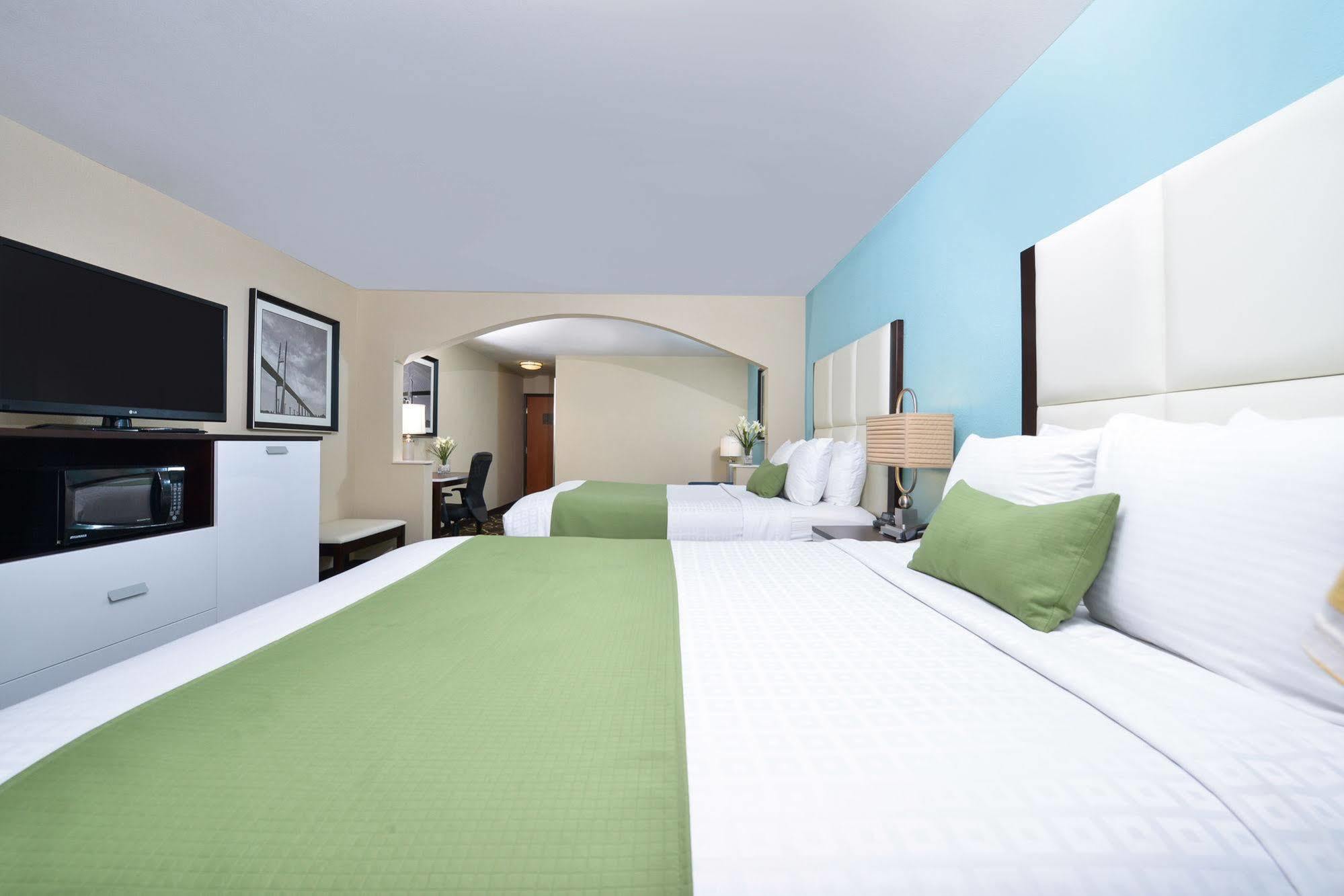 Best Western Savannah Airport Inn & Suites Pooler Exterior foto